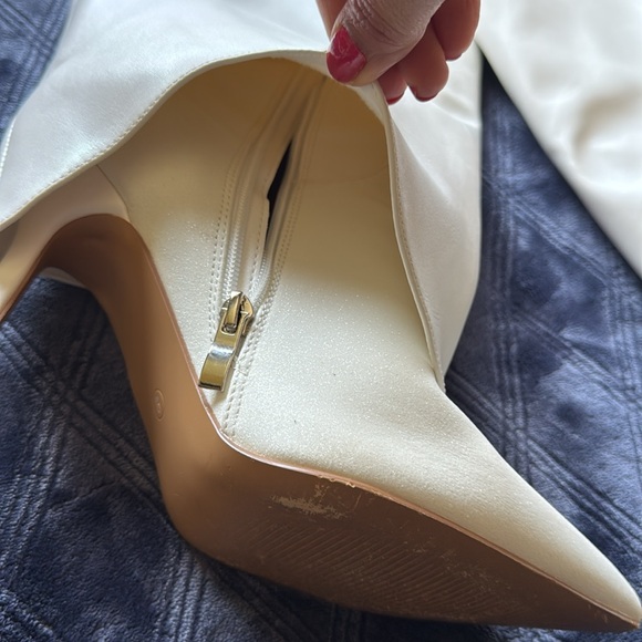 !D!FU Women’s Fold over off White Heeled Long Boots size 9 - Picture 6 of 17